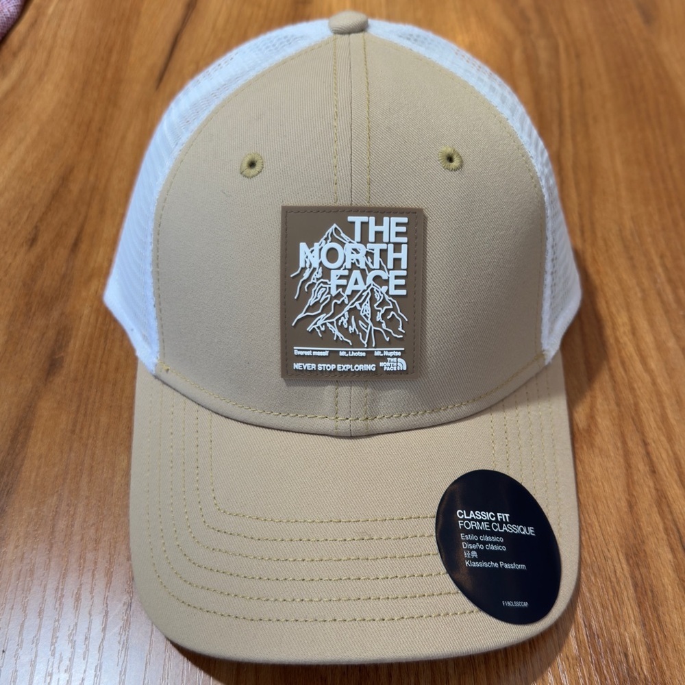 The North Face Trucker Hat